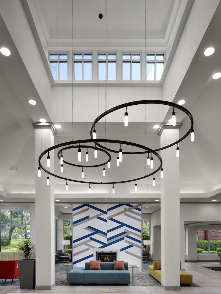 هيلتون جاردن إن تامبا إيست/ براندون الردهة