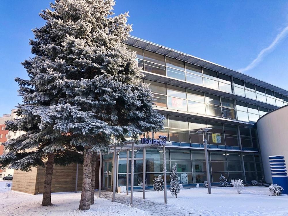 آي بي بي هوتل الصورة الأساسية