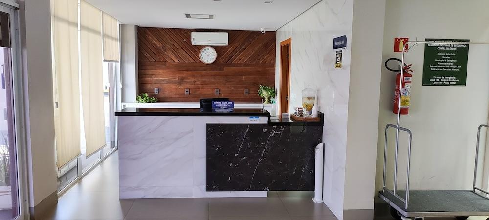 Hotel Sudoeste Reception