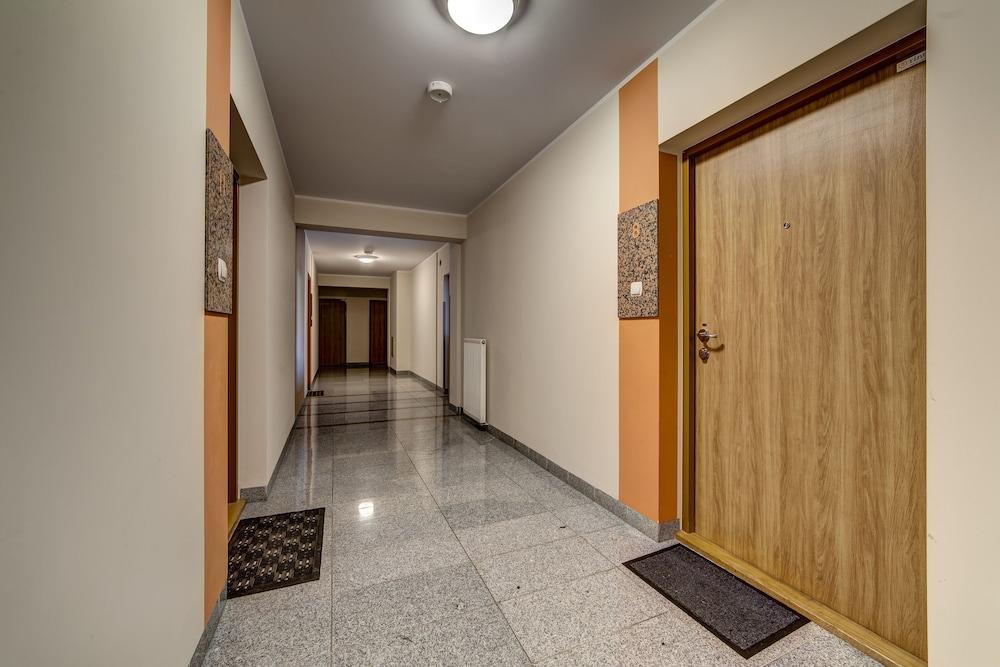 Rint - Centrum Kaczorowskiego Interior