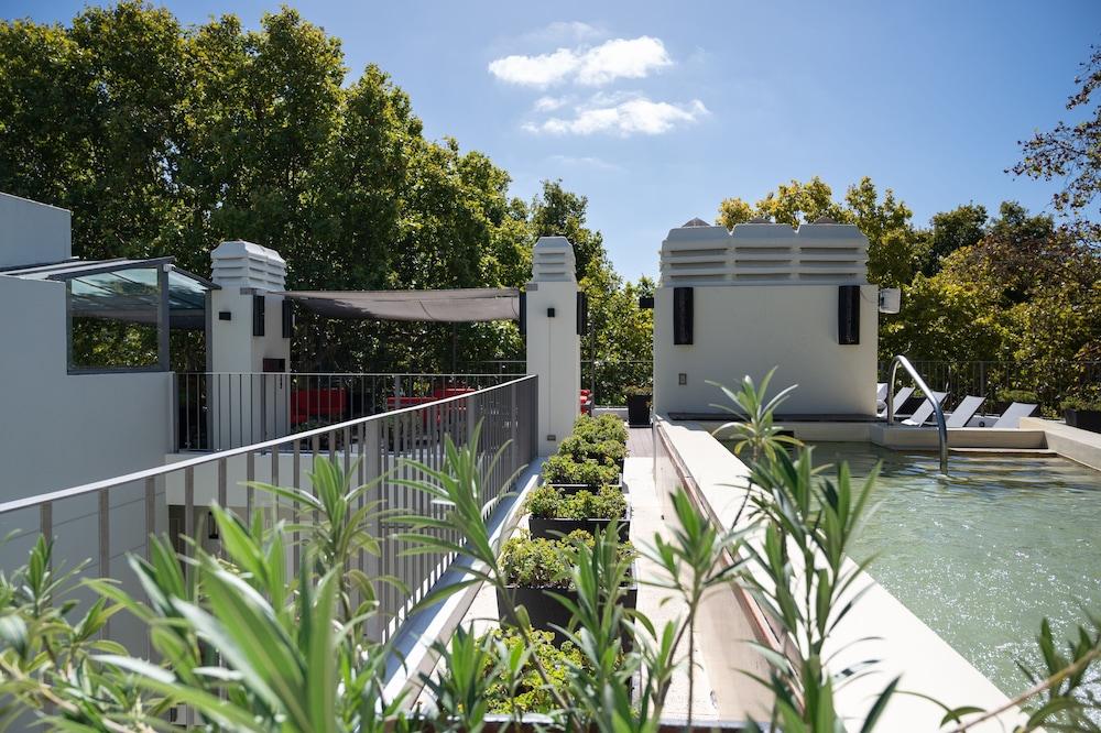 نوس هوتل بوينس آيرس سوهو حمام سباحة على السطح