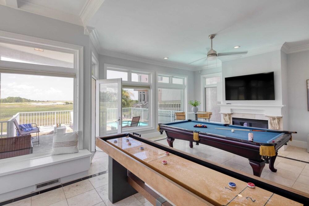 Beachwalk by Avantstay Hilton Head Oasis Steps From Singleton Beach Interior