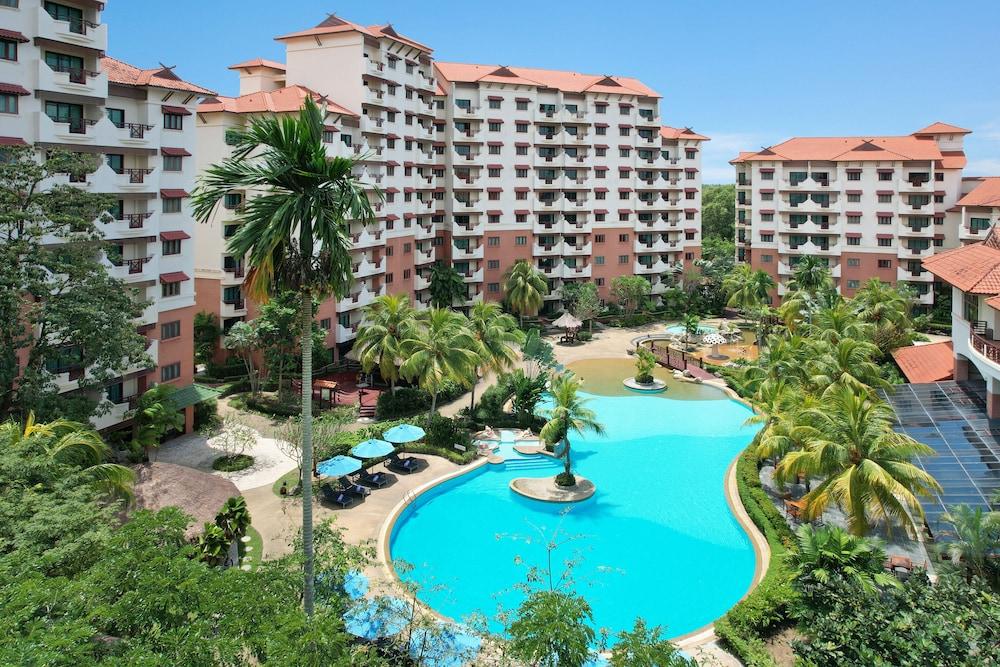 هوليداي إن ريزورت باتام باي آيتش جي