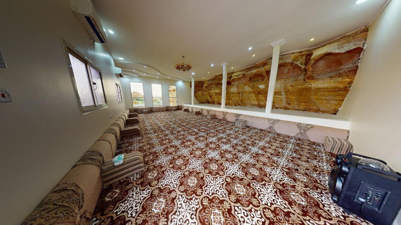 Elegant Chalet with Pool | 797 Indoor majlis