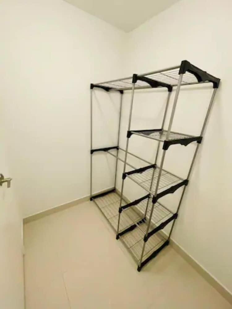 Comfortable European Style Home 4BR 4BA in Miami by ASVR-13670 Room