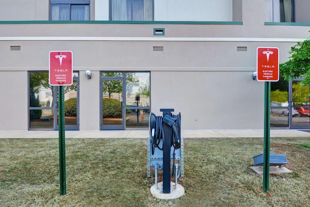 حياة بليس ممفيس/ولفتشيس جاليريا المنطقة الخارجية