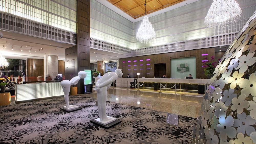 Holiday Inn Shanghai Hongqiao West by IHG Exterior