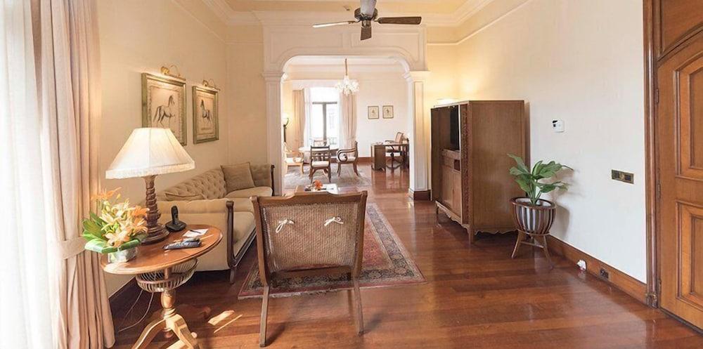 ذا أوبيروي جراند، كولكاتا داخلي