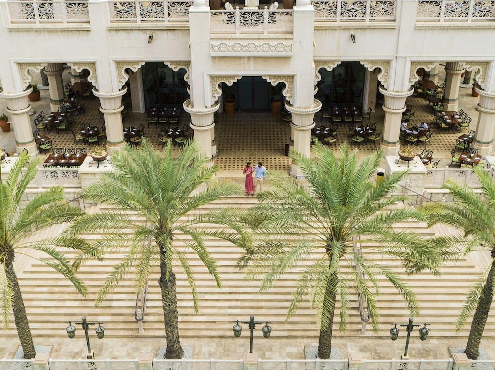 جميرا القصر دبي منظر من الجو