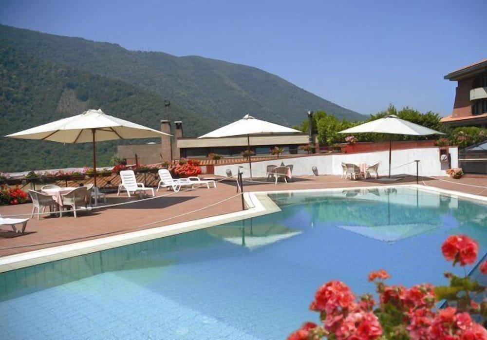 هوتل سيرينو