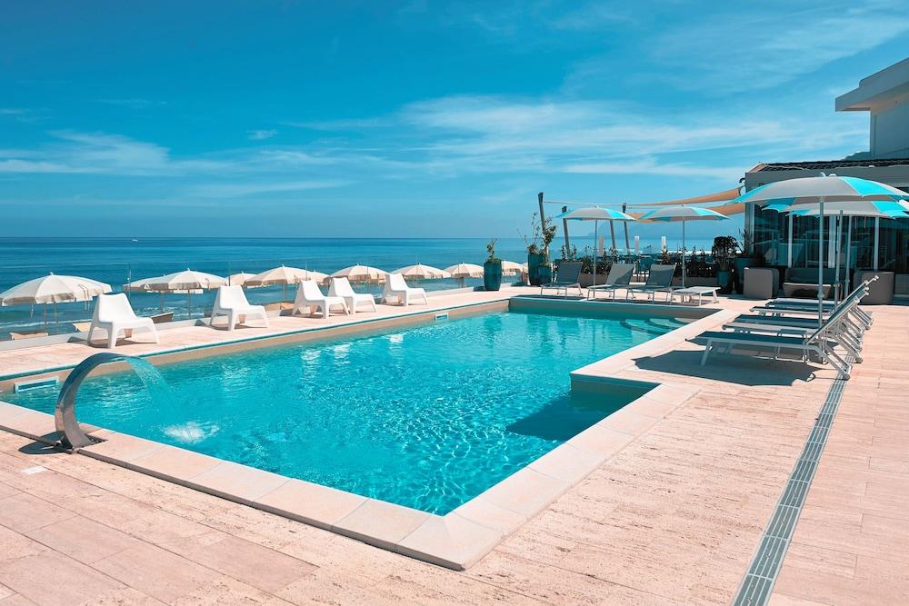 Hotel La Battigia