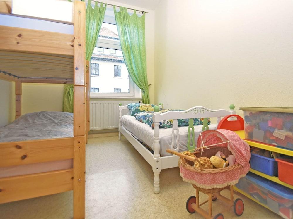 جروبينهاوس ميت سونا بيس تزو 18 بيرسونين غرفة