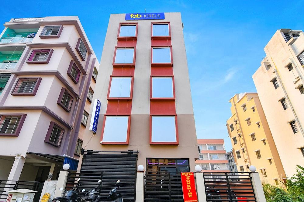 فاب هوتل ذا سن شاين ريزيدنسي