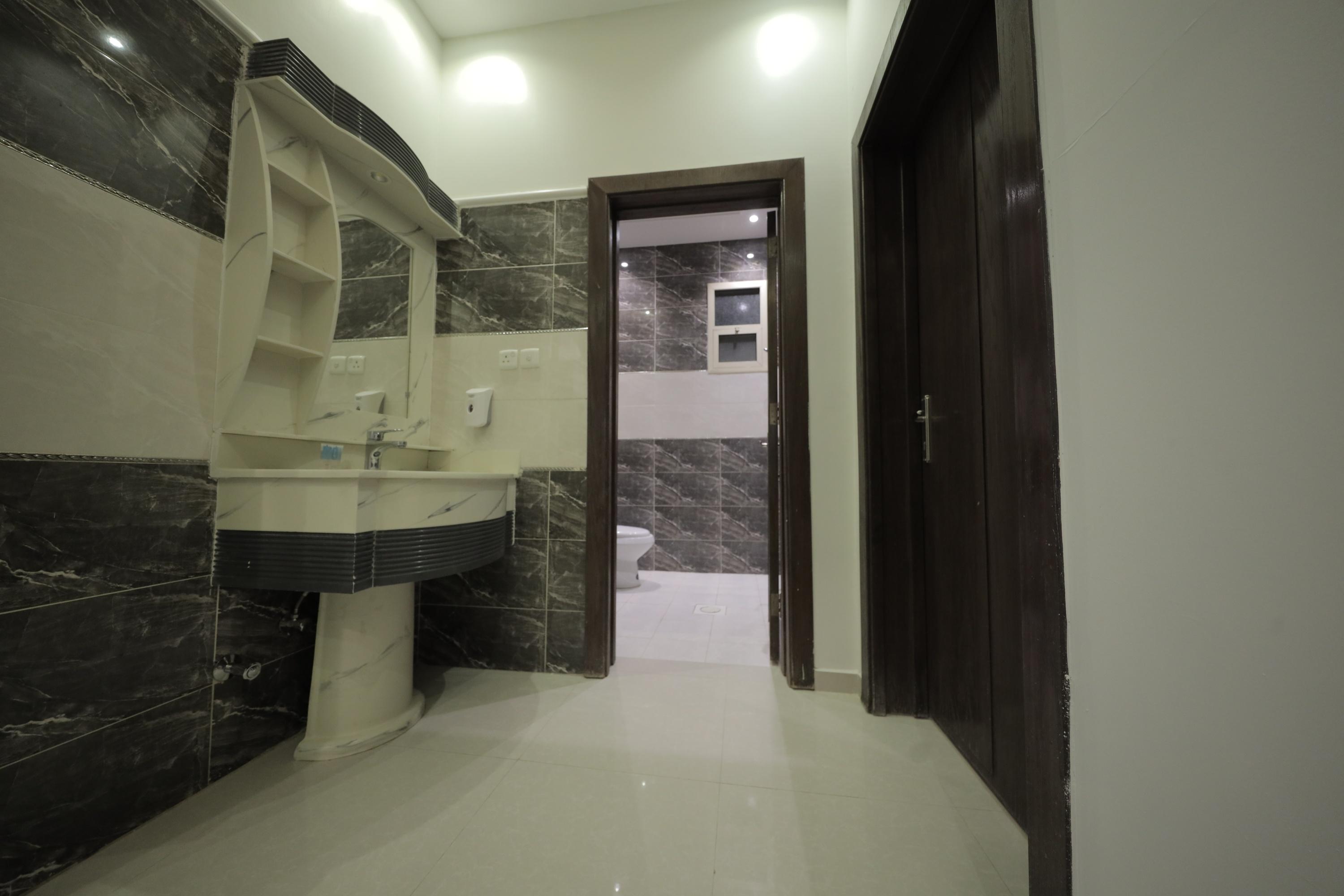 شاليه بتصميم رائع ومسبح | 2661 حمام