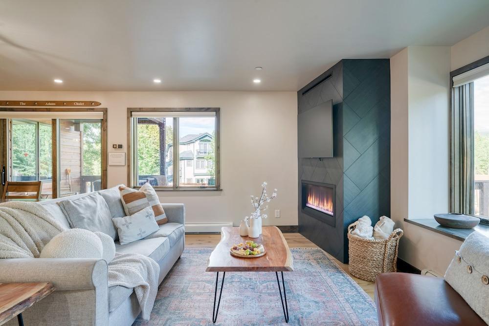 Snowflake by Avantstay Ski In Out Patio Room