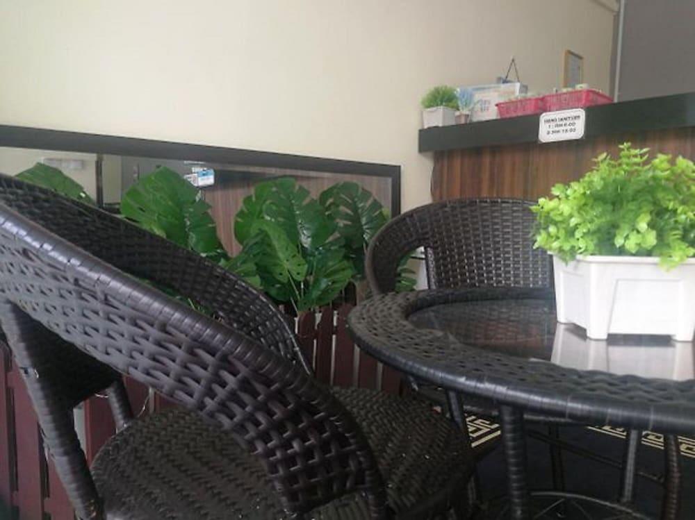 أو واي أو 50762 إ ايد يمينسي هوتل الردهة