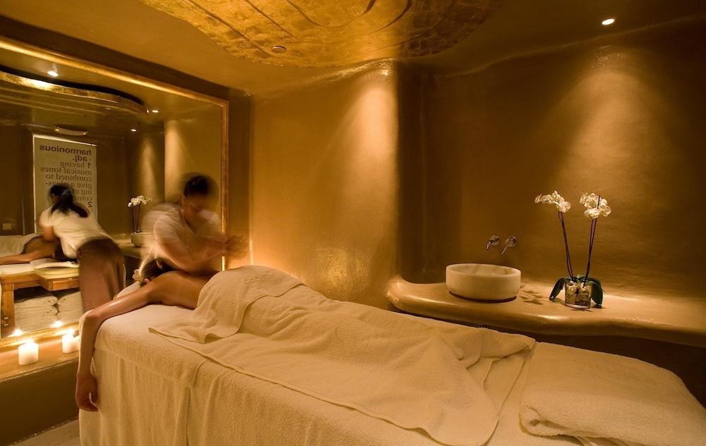 كافو تاجو ميكونوس