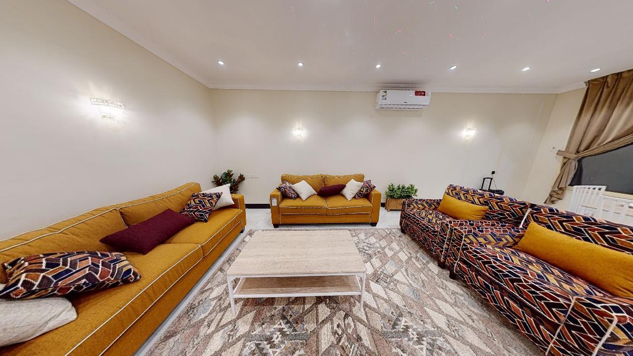 استراحة بتصميم أنيق وألعاب أطفال | 1500