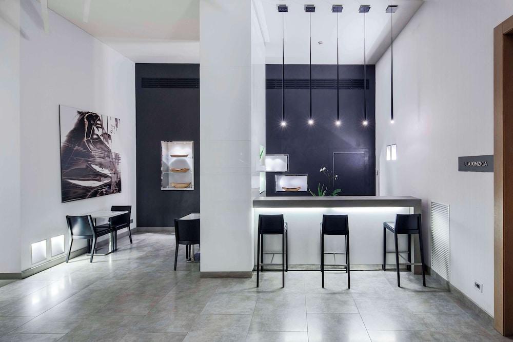 NH Pisa Lobby