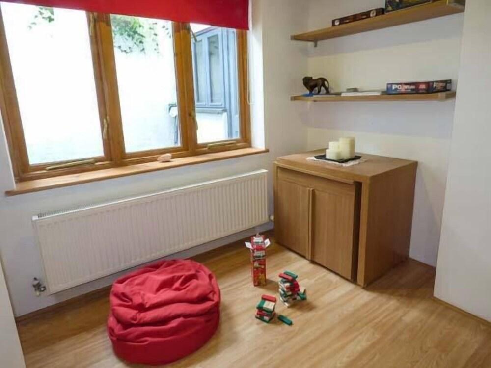 Wringers Meadow Interior