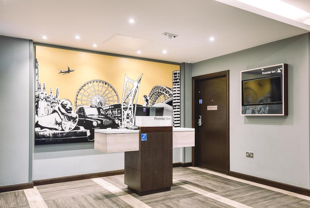 بريميير إن لوندن سوتون منطقة الاستقبال