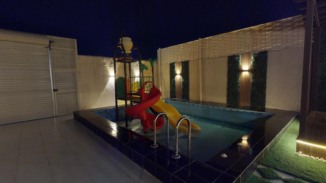 Amazing Chalet with Water Games | 1311