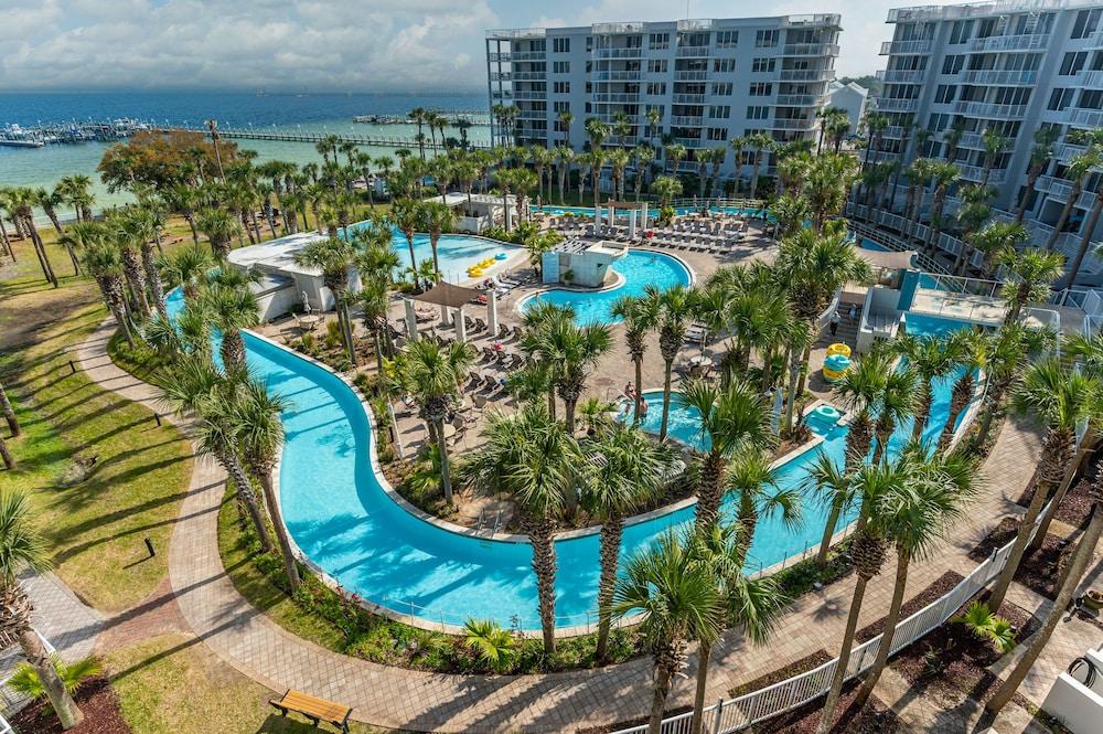 ديستين ويست ريزورت باي بانهاندل جيت أوايز