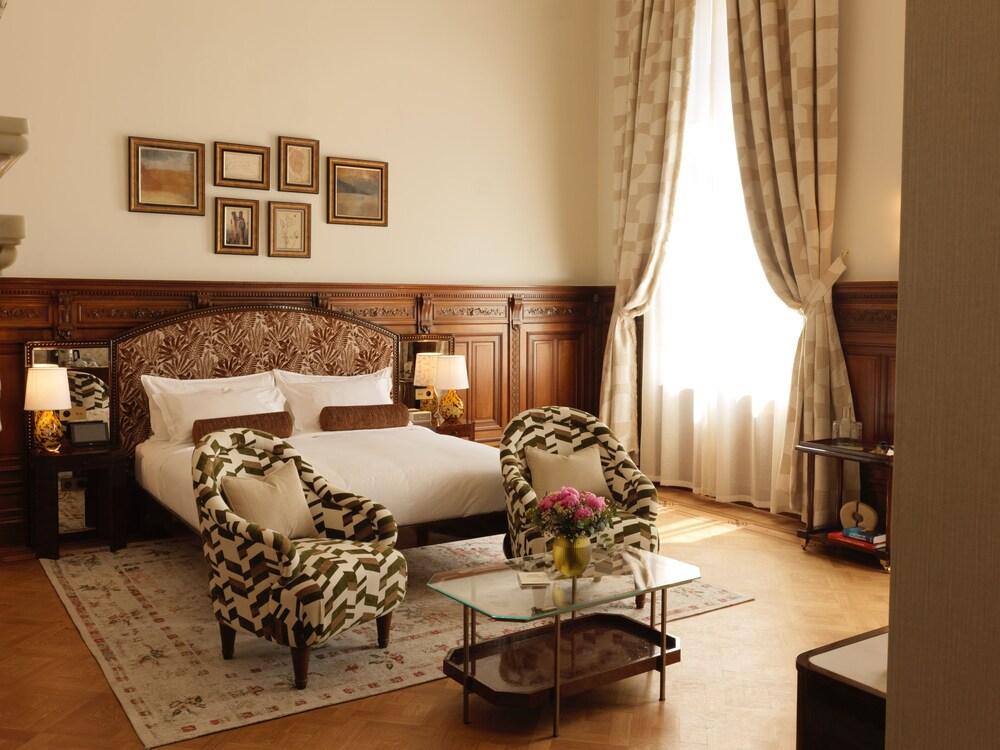 هوتل فلور دي فيل