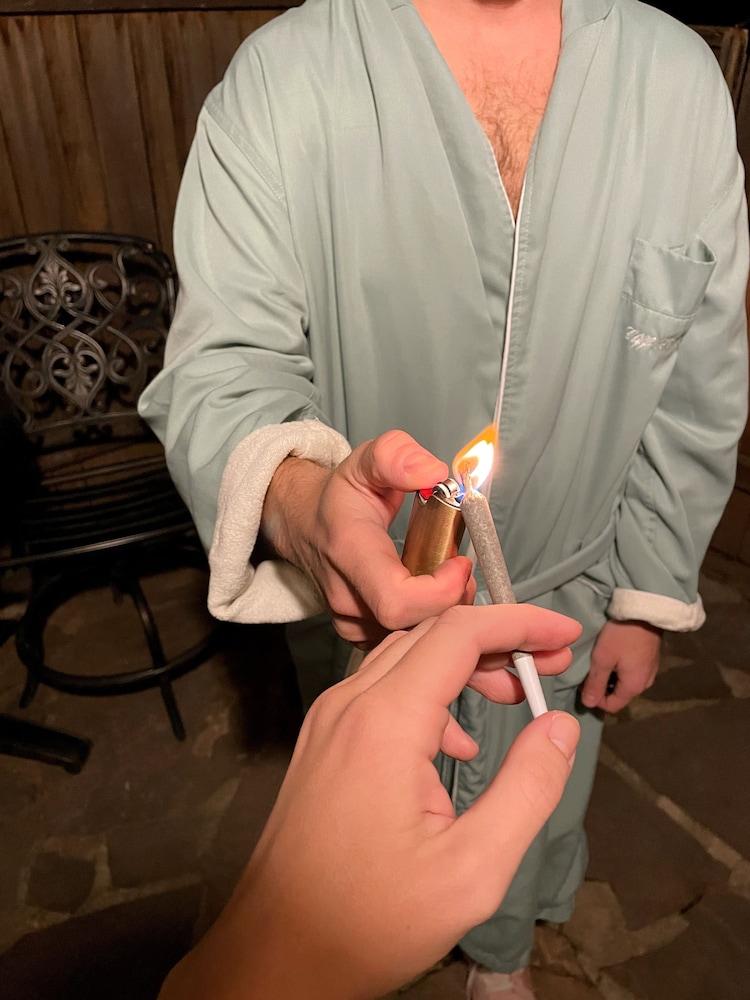 كليف هاوس لودج بد آند بريكفاست المنطقة الخارجية