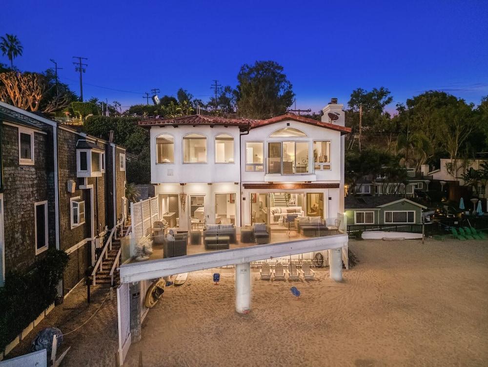 إسكونديدو إسكايب