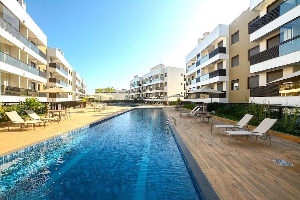 أبتو 100م دا برايا كوم بيسينا أكويسيدا إي ليزير - كاتشويرا دو بوم جيساس - فلوريبا