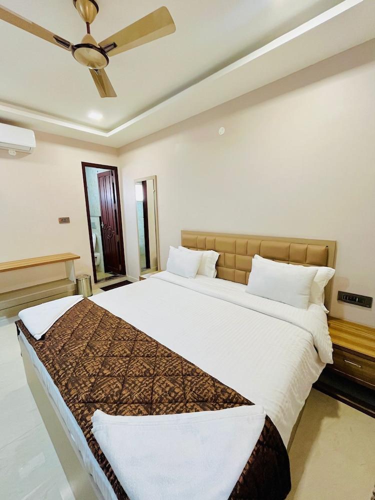 ماغان إنكليف غرفة