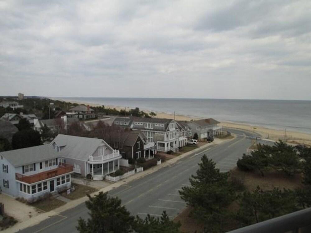 هينلوبين يونيت 610 باي لونج آند فوستر المنطقة الخارجية