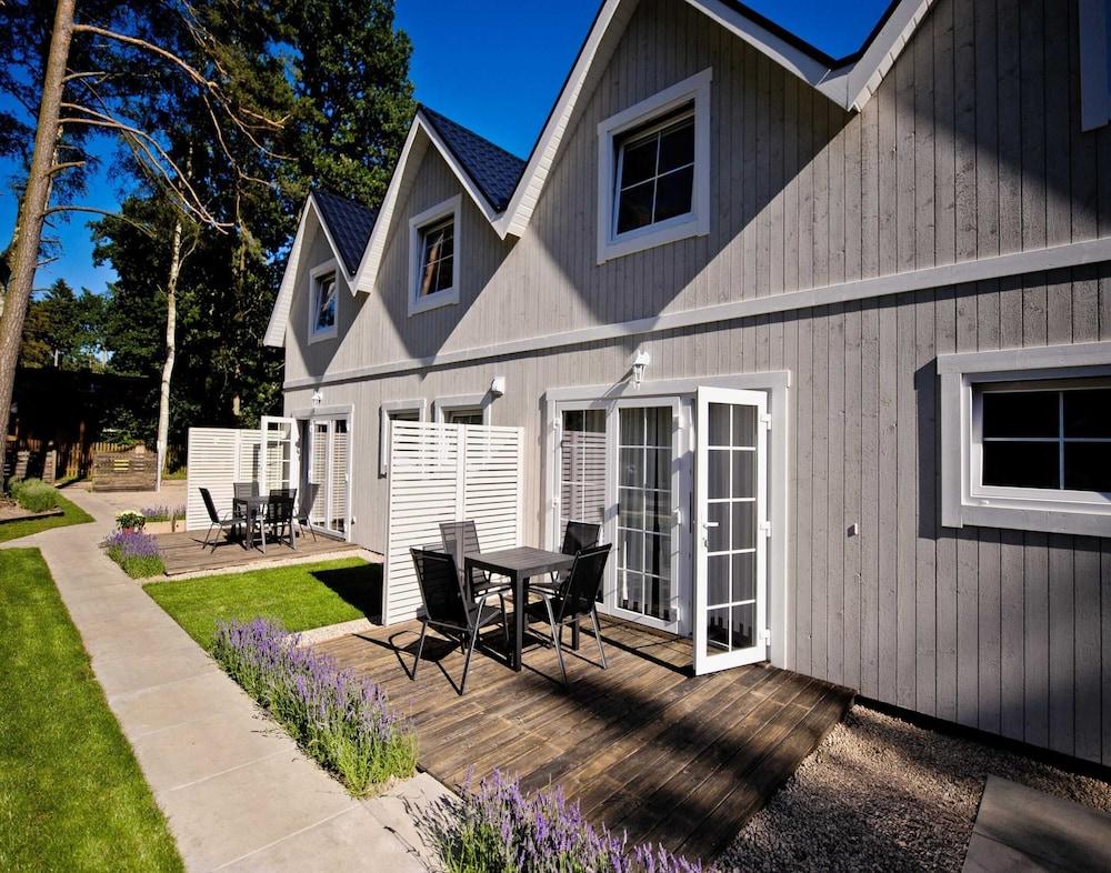 هوليداي هوم بوبيارووو نير بالتيك بيتش المنطقة الخارجية