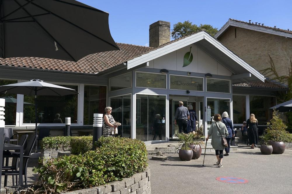 هوتل ساكندربورجوس