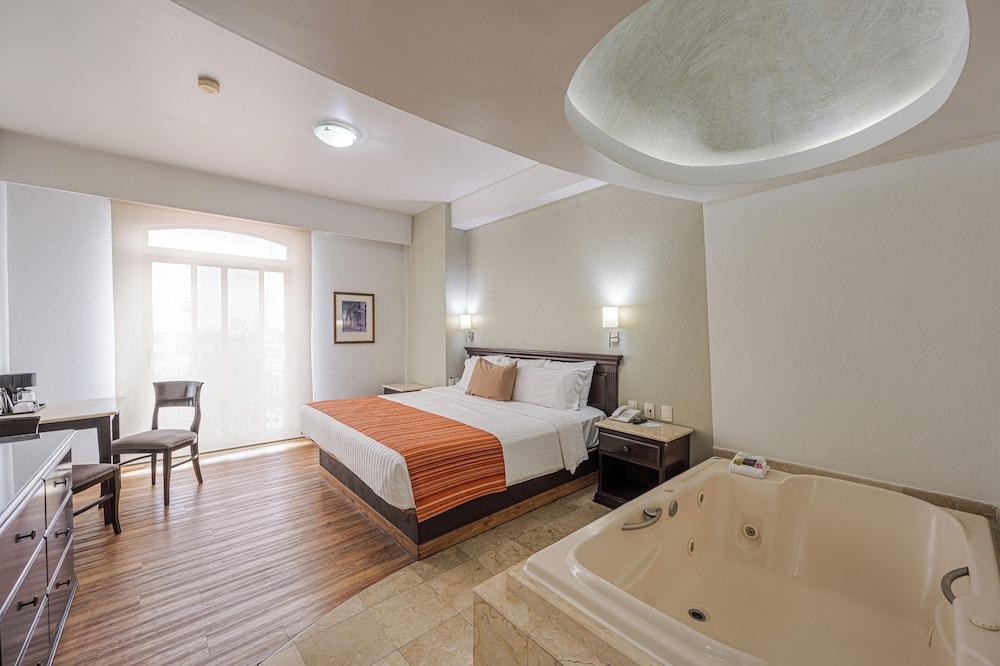 إتش جي هوتل