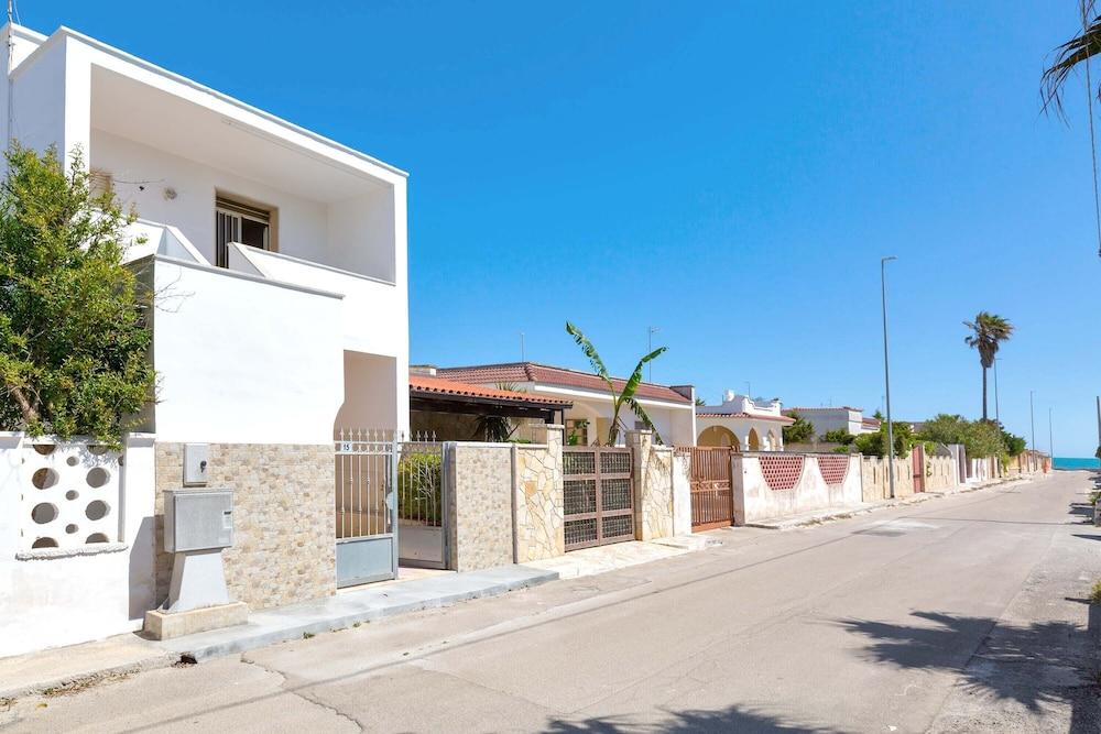 2977 فيليتا إيدوم باي باربارهاوس