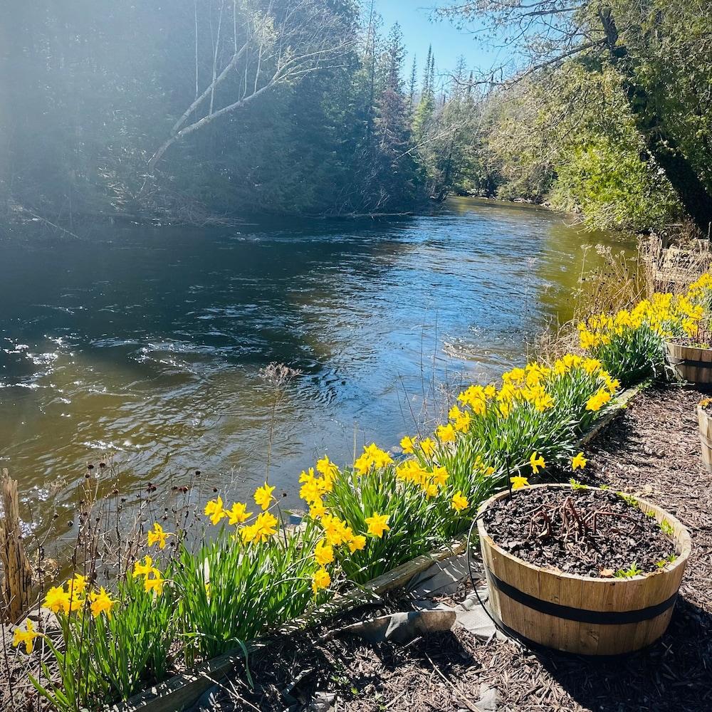 بوردمان مونارك أبسكال ريفر لودج هوت توب! الصورة الأساسية