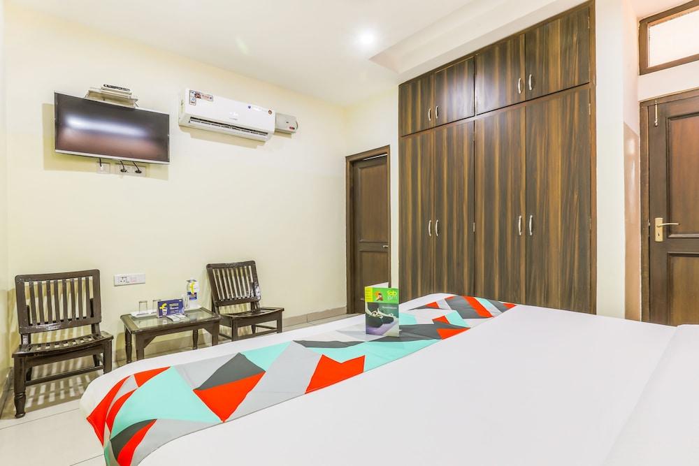 فاب هوتل نيو دي كاي بالاس غرفة