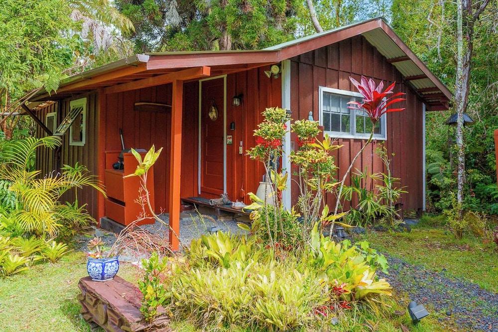 Volcano Artist Cottage