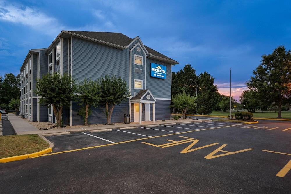 ميكروتل إن آند سويتس باي ويندام ساليسبري المنطقة الخارجية