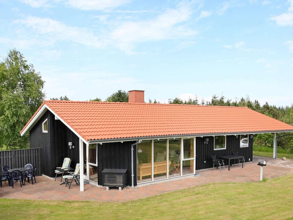 Spacious Holiday Home in Fjerritslev near Sea
