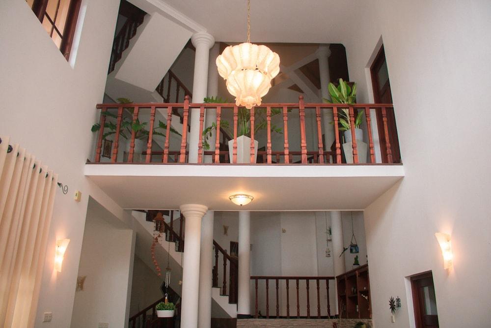 هوليستيك فيلاس ريفر