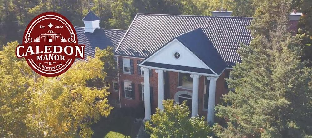 كاليدون مانور آند كانتري إن الصورة الأساسية