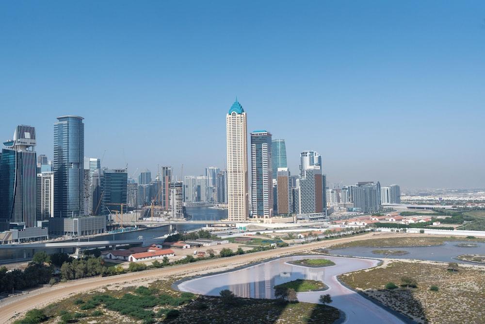 شقة أنيقة بغرفتي نوم، برج أيكون سي، الخليج التجاري المنطقة الخارجية