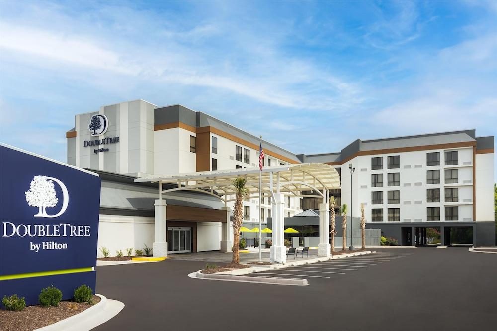DoubleTree by Hilton Wilmington, NC Featured Image