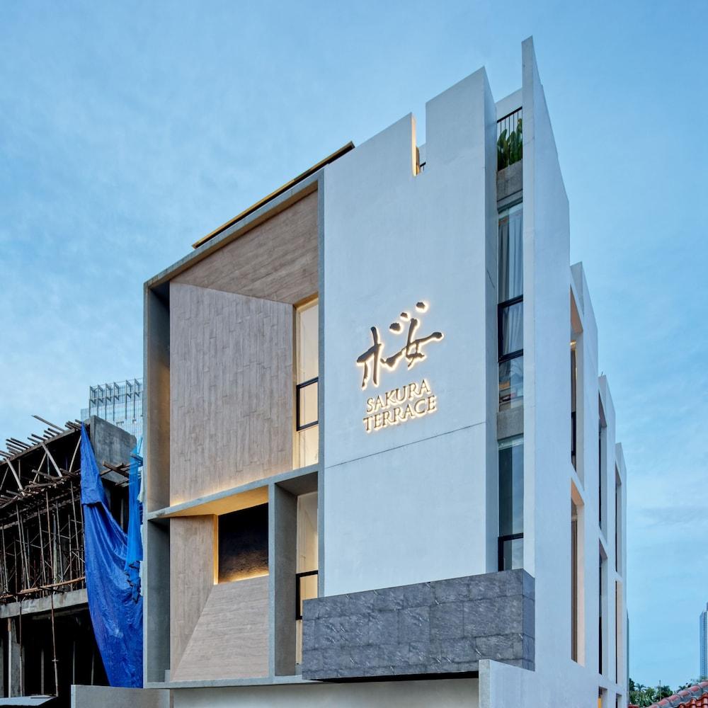 ساكورا تيراس سوديرمان 1 المنطقة الخارجية