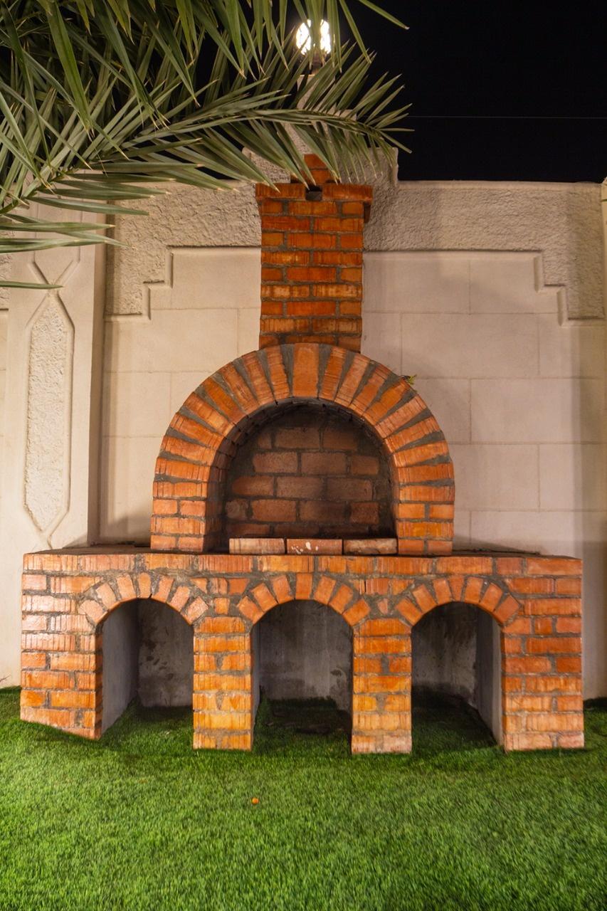 Elegant Istiraha with Pool | 2825 BBQ/Picnic Area