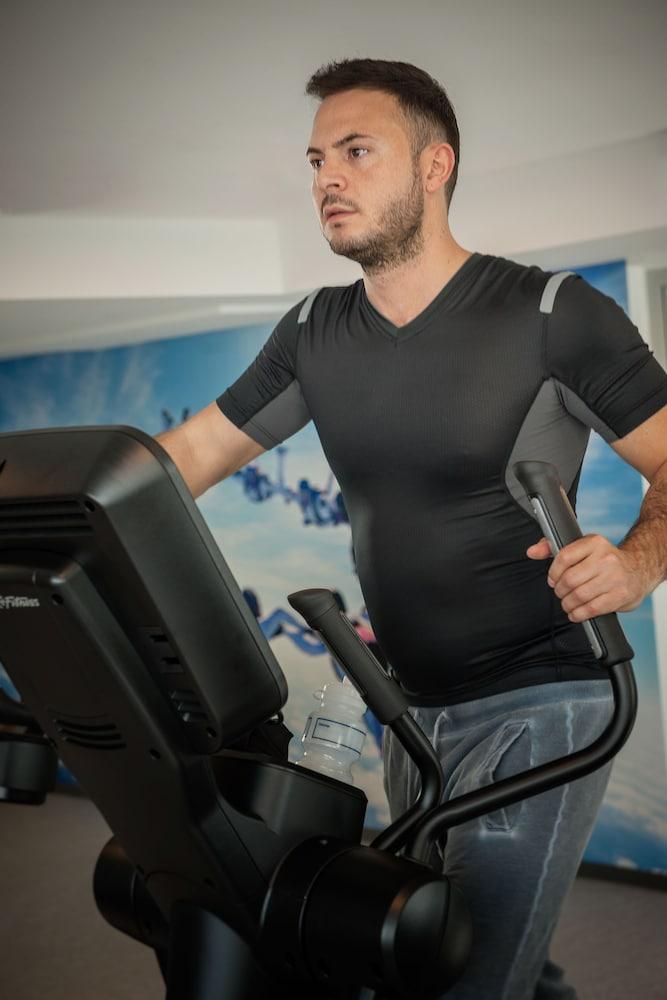 Essential by Dorint Stuttgart/Airport Gym