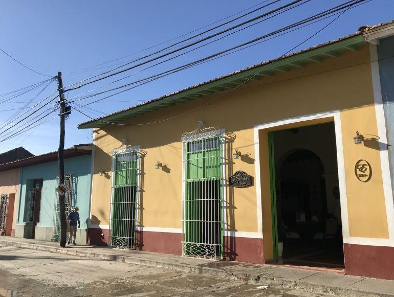 فندق إي لا كاليسا